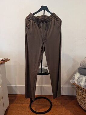 Sarin Mathews • Soft Drawstring Lounge Pants • Brown • Size L
